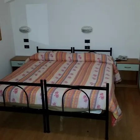 Ristorante Sciatori 3* بيفيبلاغو