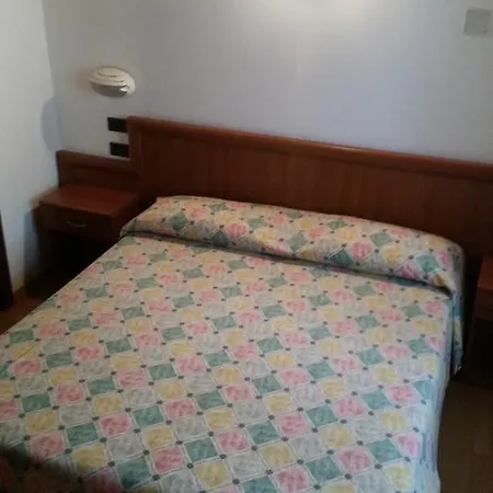 Ristorante Sciatori فندق 3*