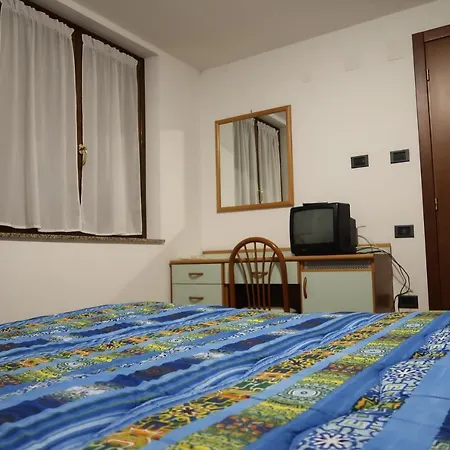 Ristorante Sciatori فندق