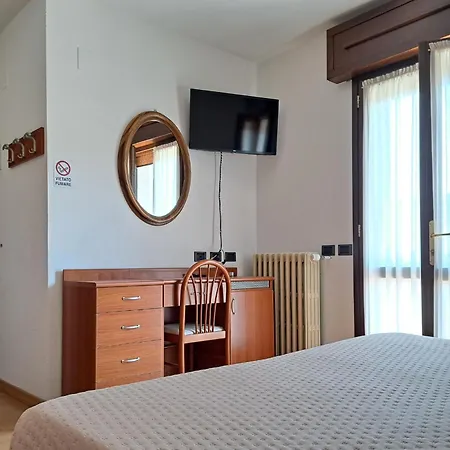 Ristorante Sciatori 3* Pievepelago