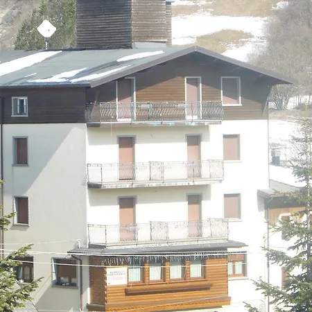 Ξενοδοχείο Ristorante Sciatori 3*